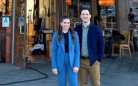 Danielle Fishel was married to Tim Belusko.